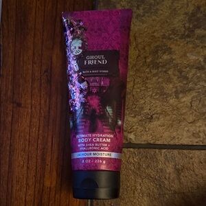 Bath & Body Works Ghoul Friend Body Cream - Dark Pink